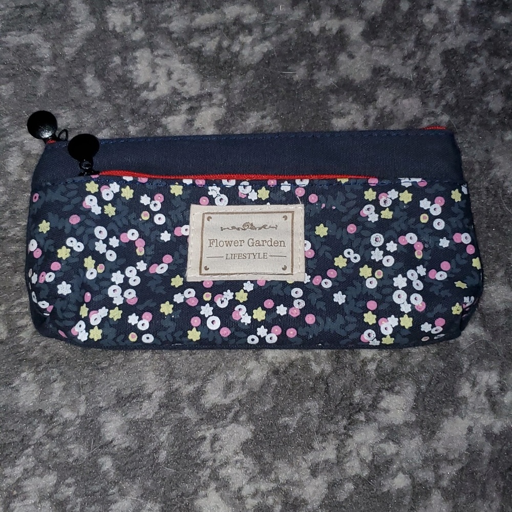Makeup Bag/Pencil Pouch